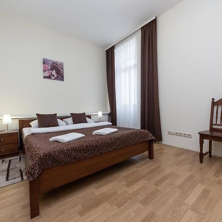 Mini-Hotel Guest Residence Kiev Esterno foto