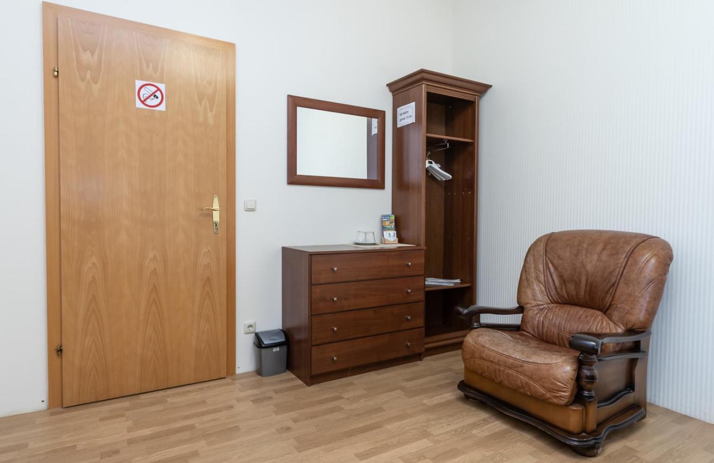 Mini-Hotel Guest Residence Kiev Esterno foto