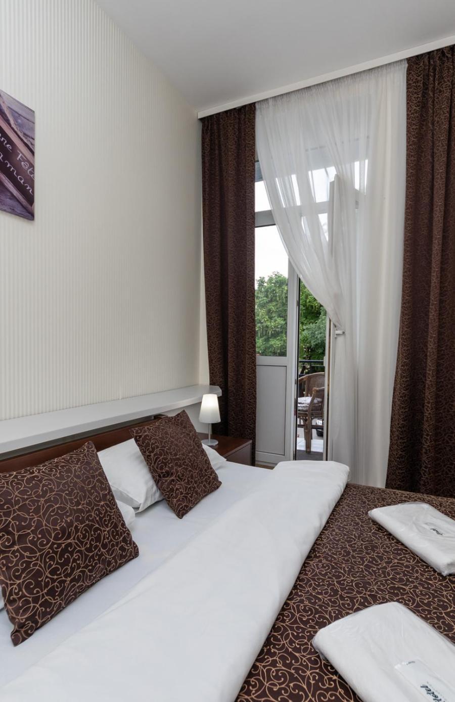 Mini-Hotel Guest Residence Kiev Esterno foto